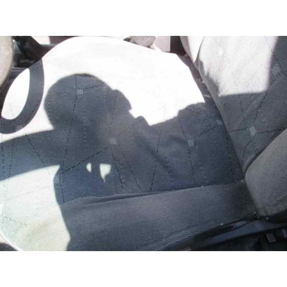 citroën xsara berlina del año 2001