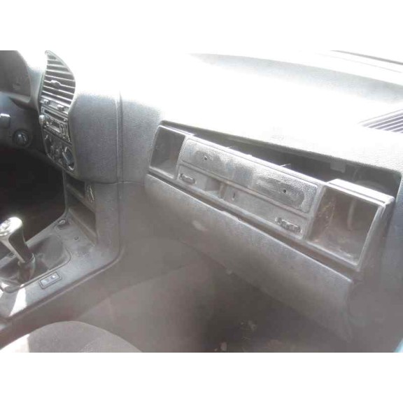 bmw serie 3 berlina (e36) del año 1992