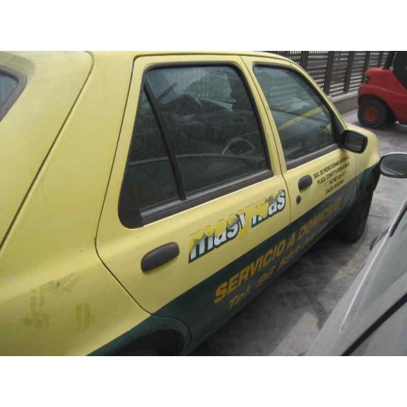 ford fiesta berlina del año 1998