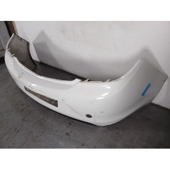 Recambio de paragolpes trasero para opel insignia berlina expression referencia OEM IAM  PINTURA MAL 5 PUERTAS