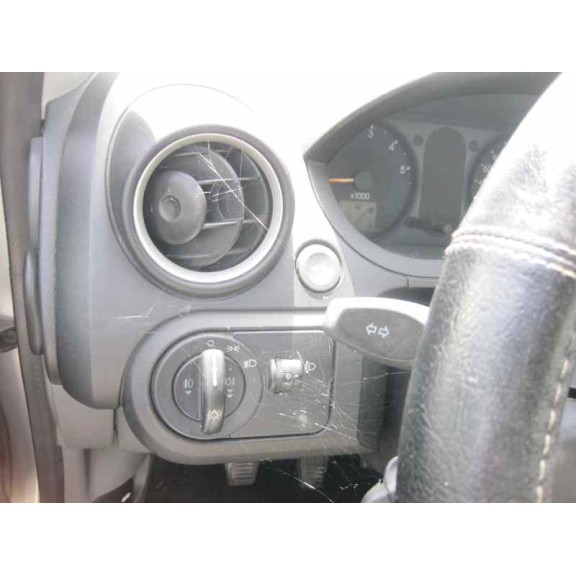 ford fiesta (cbk) del año 2002