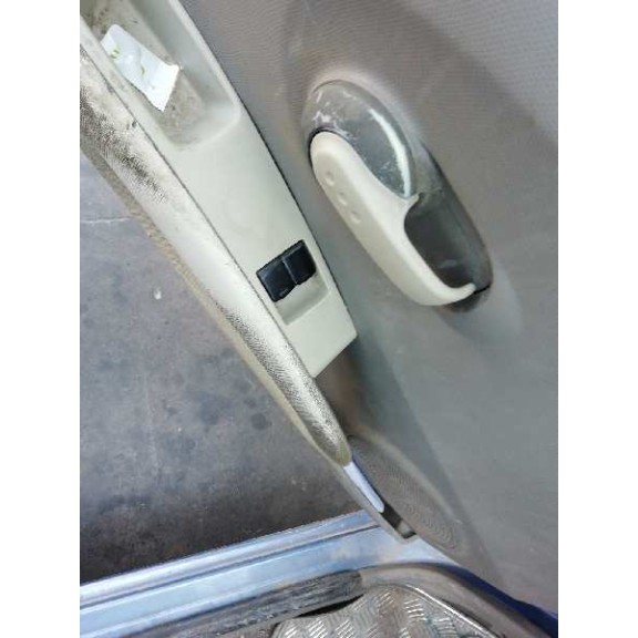 nissan micra (k12e) del año 2004