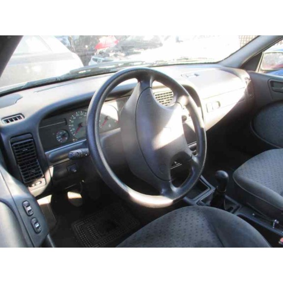 citroën xantia berlina del año 1998