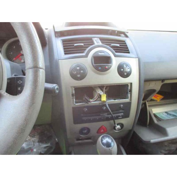 renault megane ii berlina 3p del año 2003