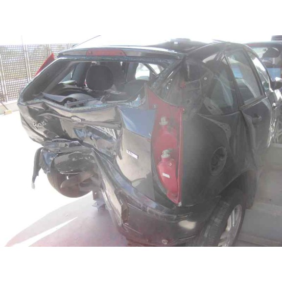 ford focus berlina (cak) del año 2004