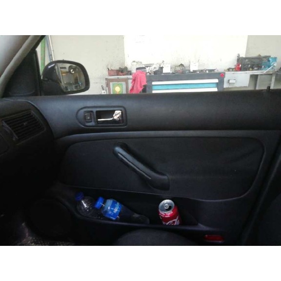 volkswagen golf iv berlina (1j1) del año 2001