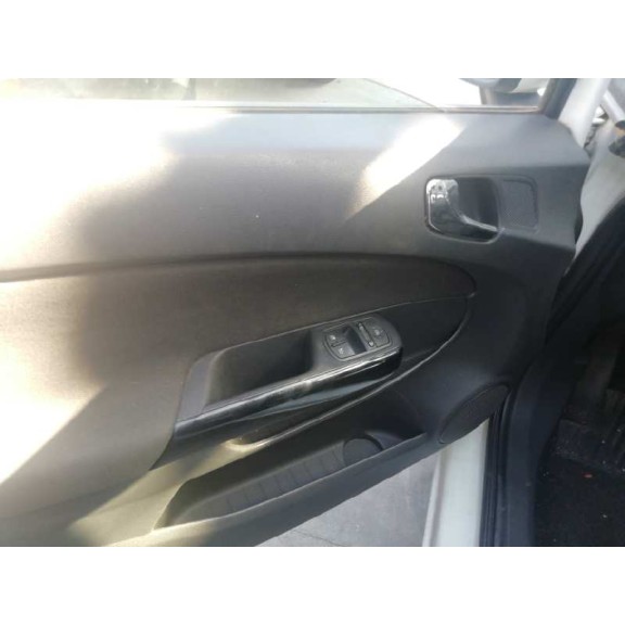 opel corsa d del año 2011