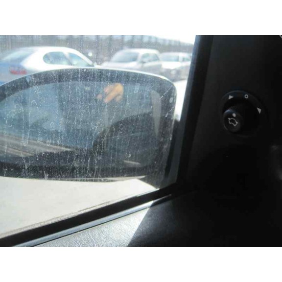 ford focus berlina (cak) del año 2004