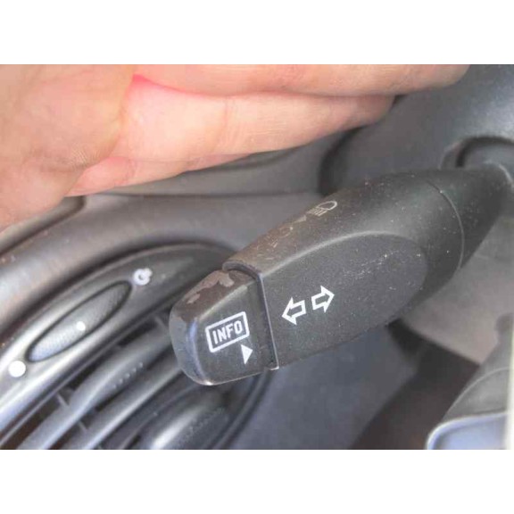 ford focus berlina (cak) del año 2004