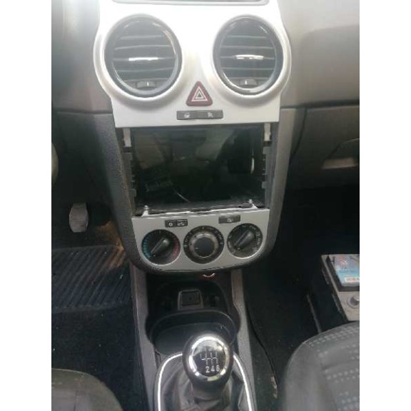 opel corsa d del año 2011