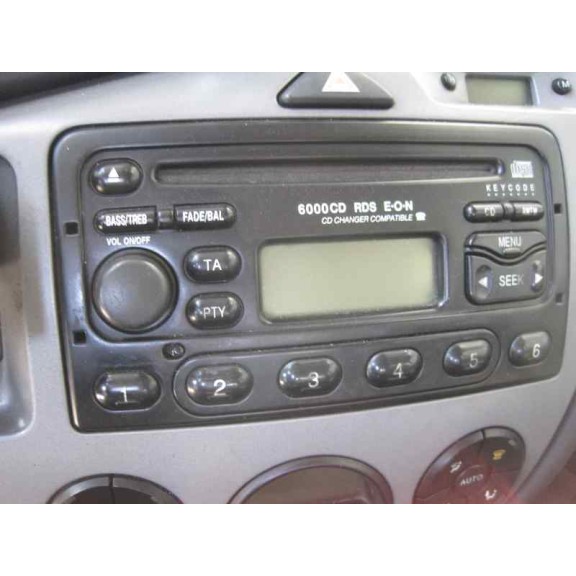 ford focus berlina (cak) del año 2004