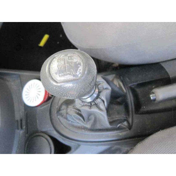 ford focus berlina (cak) del año 2004