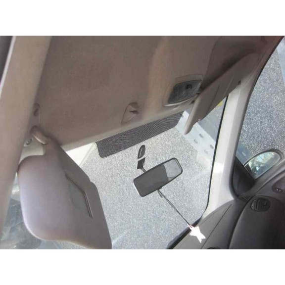 ford focus berlina (cak) del año 2004