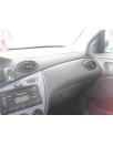 ford focus berlina (cak) del año 2004