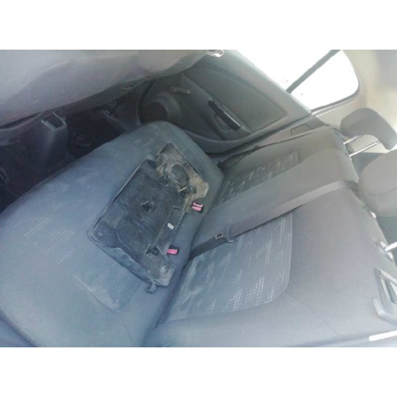 opel corsa d del año 2011