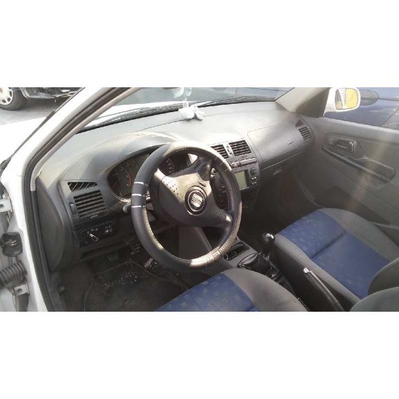 seat ibiza (6k1) del año 2001