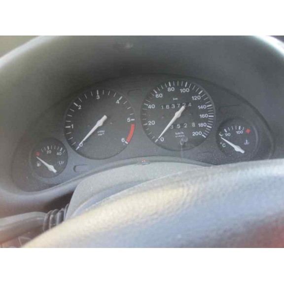 opel corsa b del año 1999