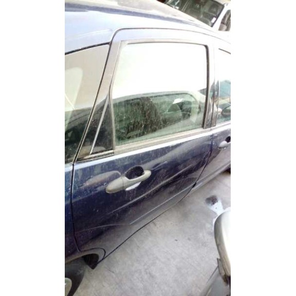 ford focus berlina (cak) del año 2004