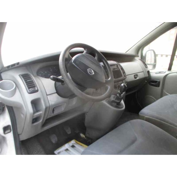 nissan primastar (x83) del año 2003