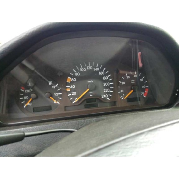 mercedes-benz clase c (w202) berlina del año 1996