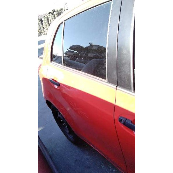 toyota yaris del año 2010