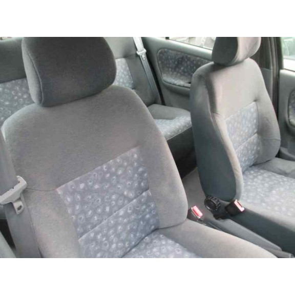 renault megane i berlina hatchback (ba0) del año 1998