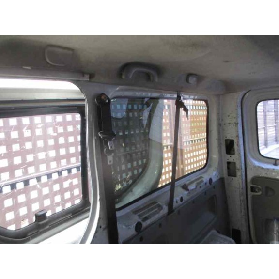 nissan primastar (x83) del año 2003