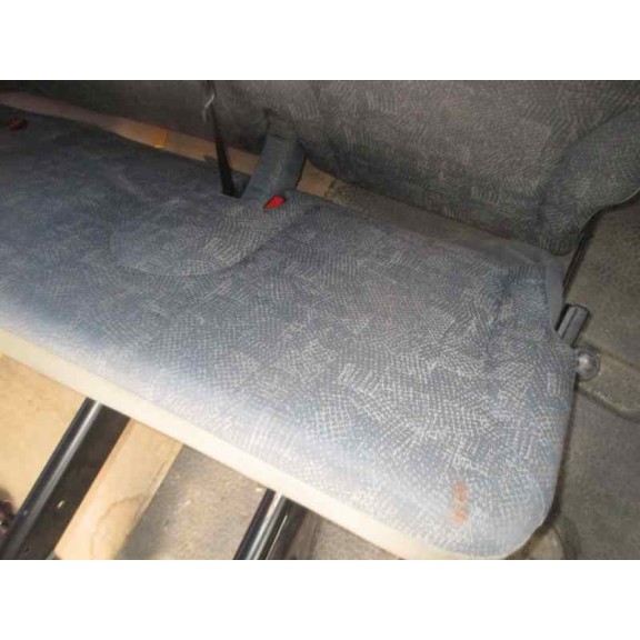 nissan primastar (x83) del año 2003