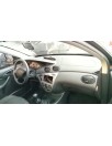 ford focus berlina (cak) del año 2004