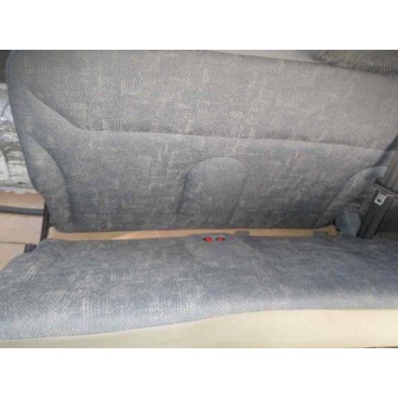 nissan primastar (x83) del año 2003