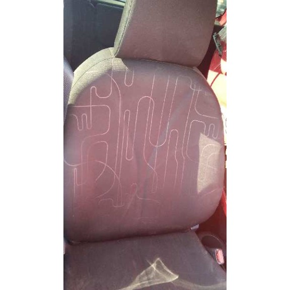 toyota yaris del año 2010