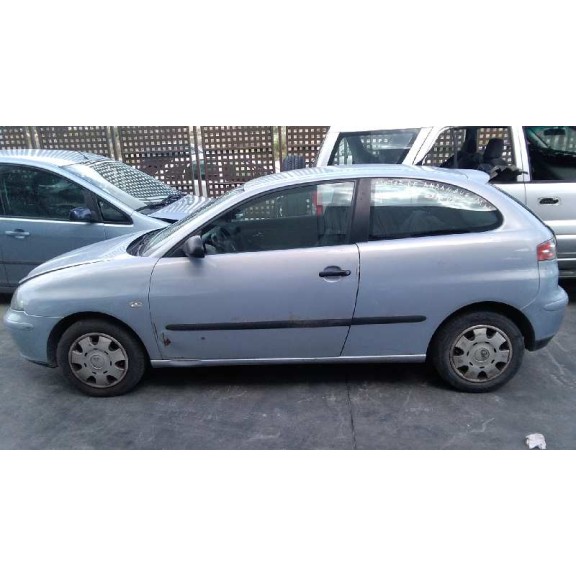 seat ibiza (6l1) del año 2003