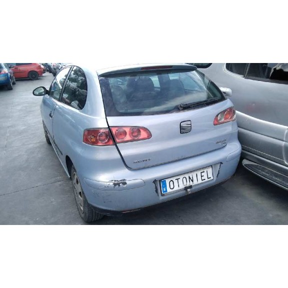 seat ibiza (6l1) del año 2003