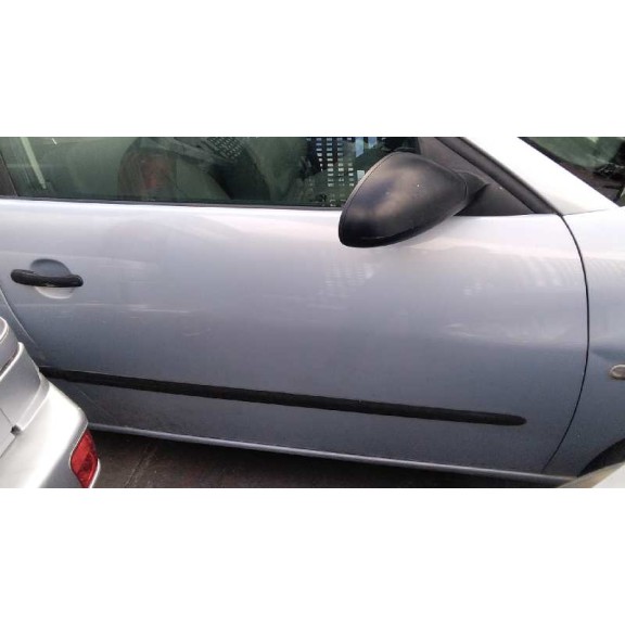 seat ibiza (6l1) del año 2003