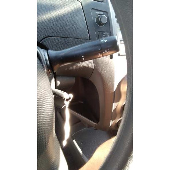 toyota yaris del año 2010