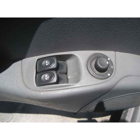 renault megane i fase 2 berlina (ba0) del año 1999