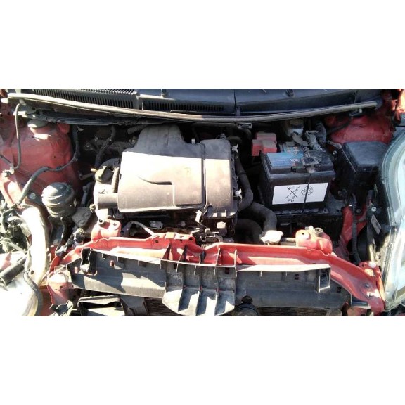 toyota yaris del año 2010