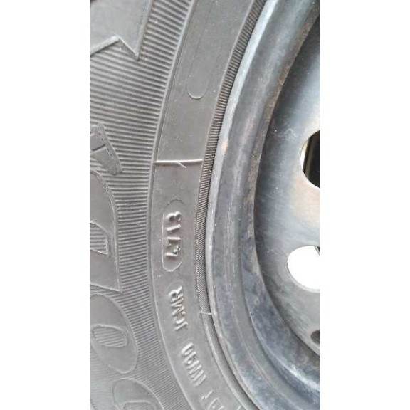 toyota yaris del año 2010