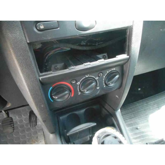 renault clio ii fase ii (b/cb0) del año 2003