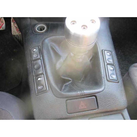 bmw serie 3 berlina (e36) del año 1995