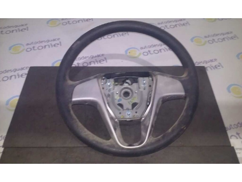 Recambio de volante para hyundai i20 classic referencia OEM IAM   3 RADIOS