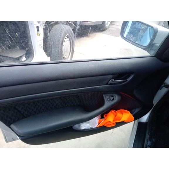 bmw serie 3 berlina (e46) del año 2000