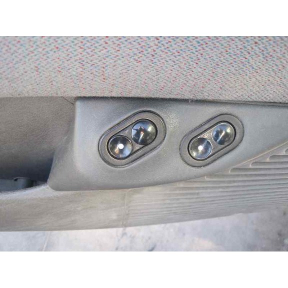 opel corsa b del año 1996