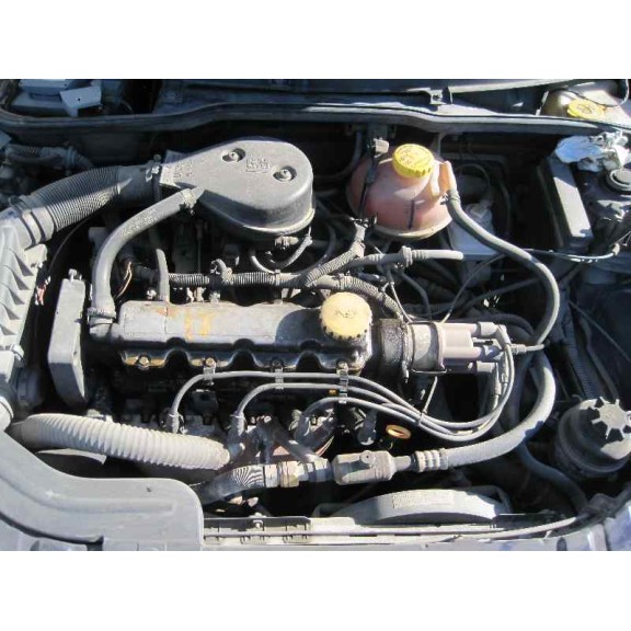 opel corsa b del año 1996