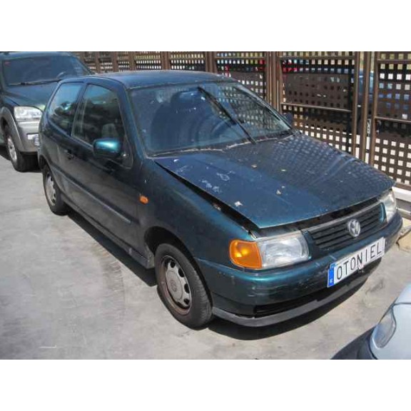 volkswagen polo berlina (6n1) del año 1996