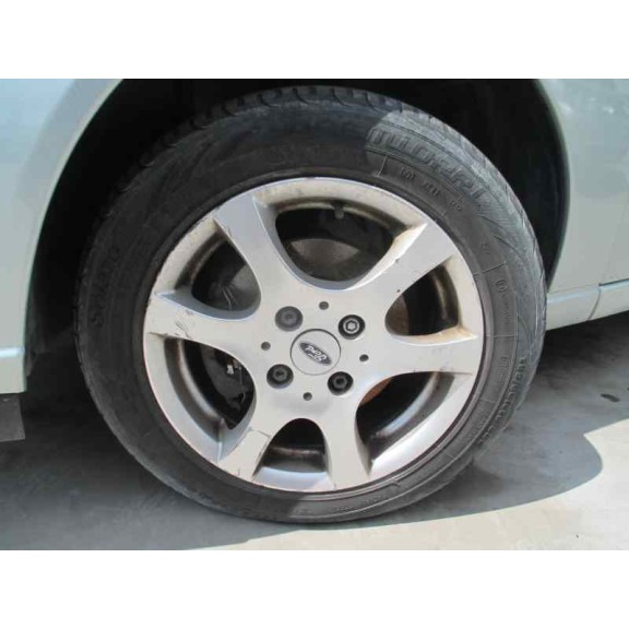 ford focus berlina (cak) del año 2003