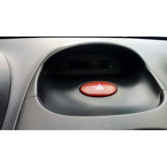 peugeot 206 berlina del año 2002