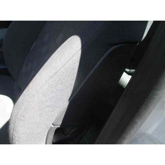 opel vectra c berlina del año 2005