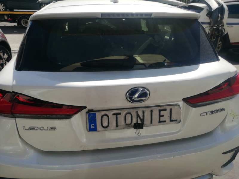 Recambio de porton trasero para lexus ct 200h referencia OEM IAM  2ºSERIE BLANCO