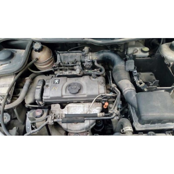 peugeot 206 berlina del año 2002